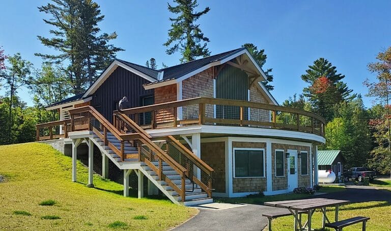 Umbagog Lake State Park Bathhouse